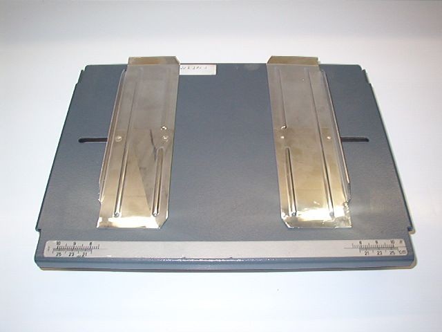 3742