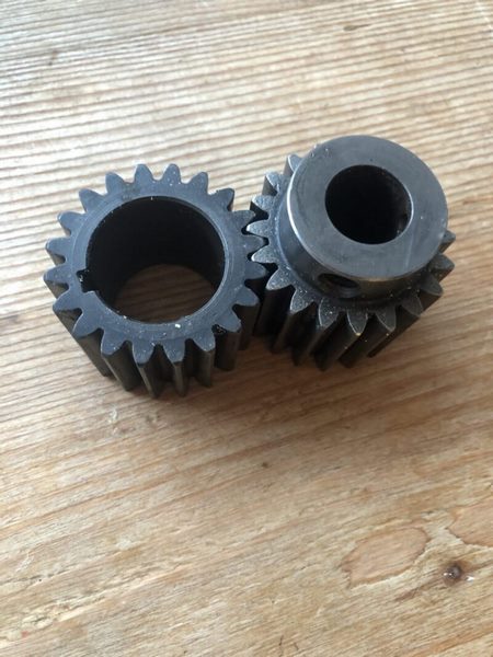 Heidelberg pincer bar pinion gears scaled