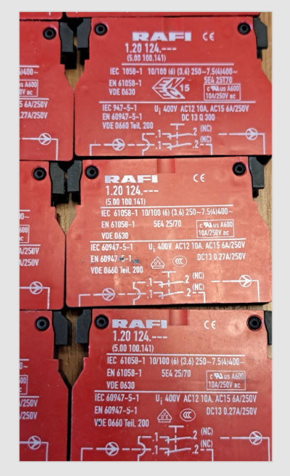 RAFI 1 20 124 5 00 100 141 CONTACT BLOCK 14 Pcs Package The RAFI 1 20 124 5 00 100 141 CONTACT BLOCK 14 Pcs Package The