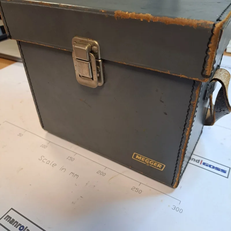 Megger Insulation & Continuity Tester #6