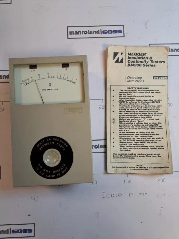 cropped Megger Insulation Continuity Tester 1.webp