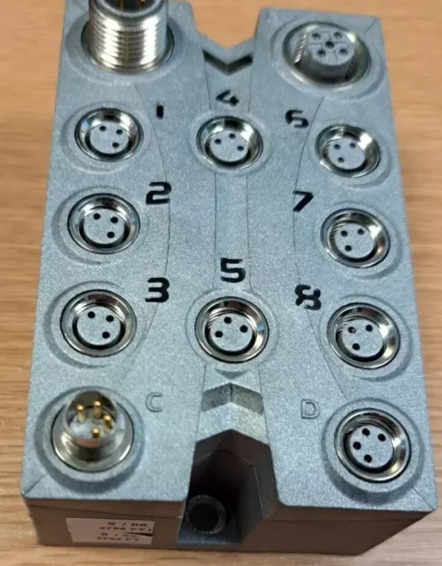 cropped B R X67 I O System X67DM1321 4.webp