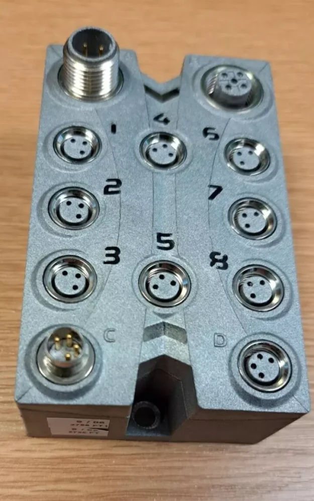 cropped B R X67 I O System X67DM1321 4.webp cropped B R X67 I O System X67DM1321 4.webp